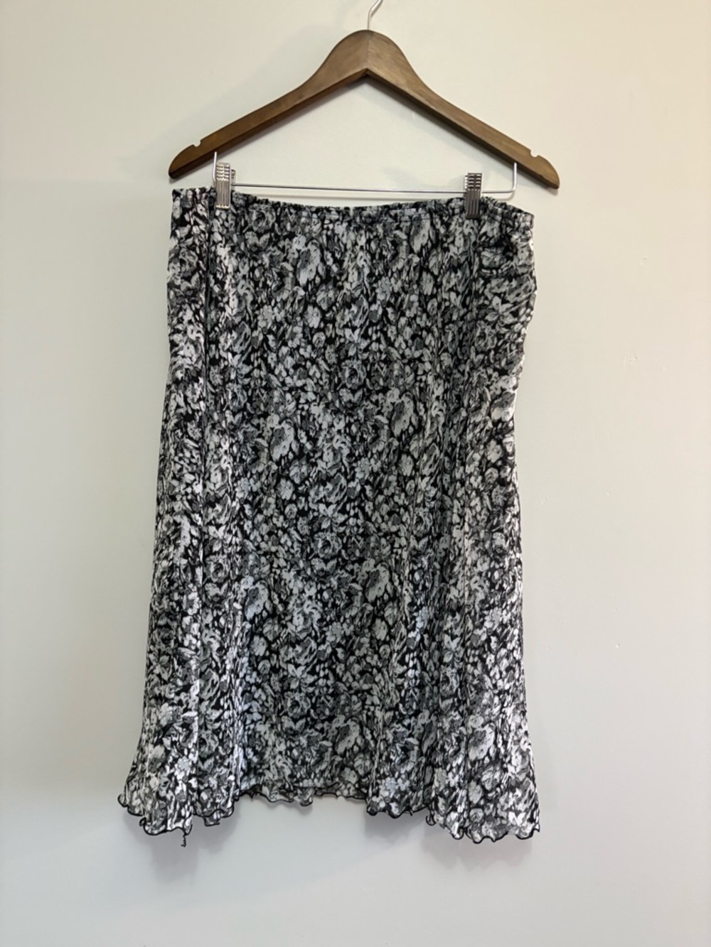 Black & White Floral A-Line Skirt Plus Size 16